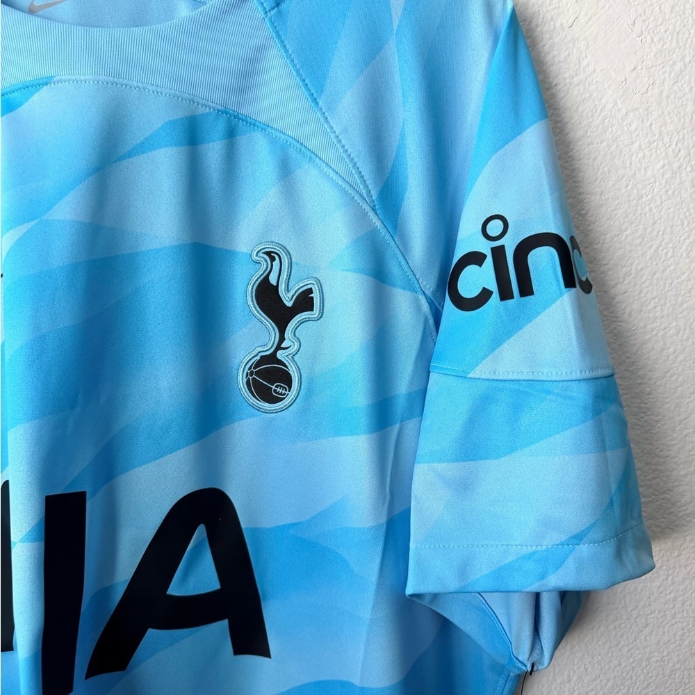 NIKE Tottenham Hotspur 2023/2024 Goalkeeper Jersey Men’s Size Small DX2774-400 - Picture 3 of 6